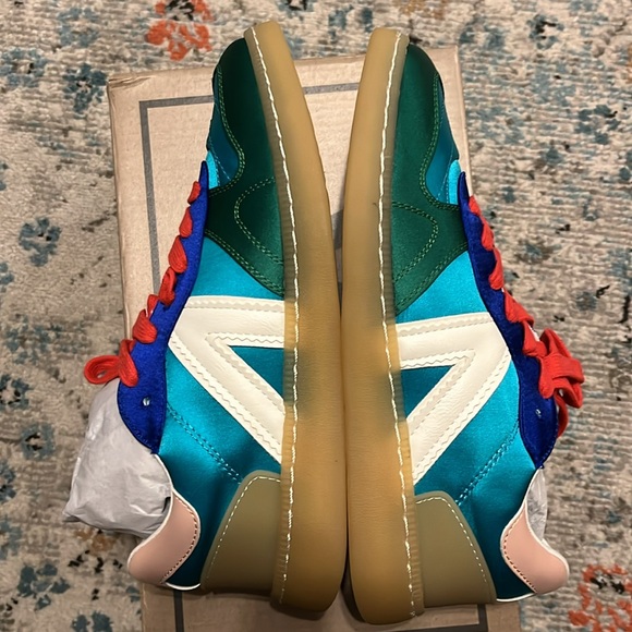 NWT Mia Vesta Sneaker in Turquoise & Green Multicolored - Picture 9 of 15
